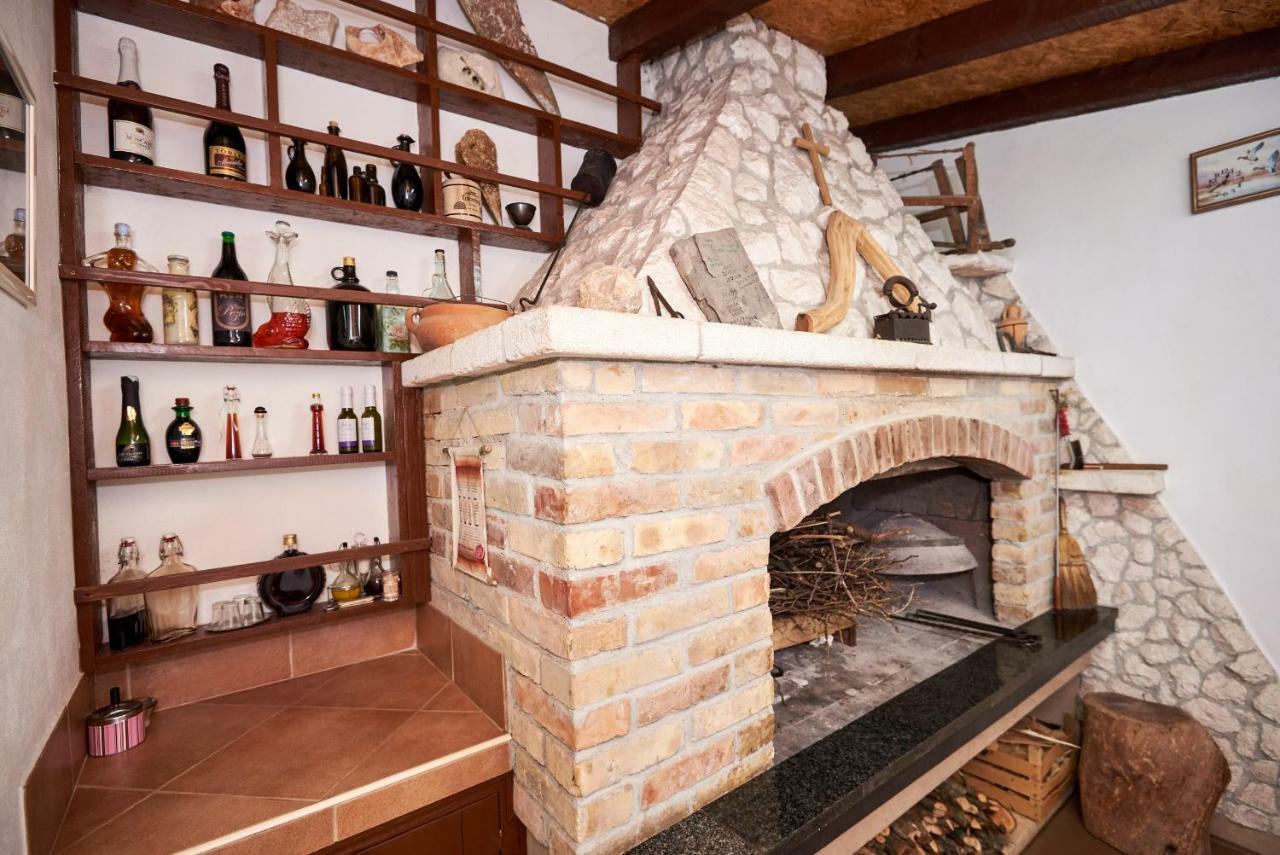Apartman Krsticevic Metković Exterior foto